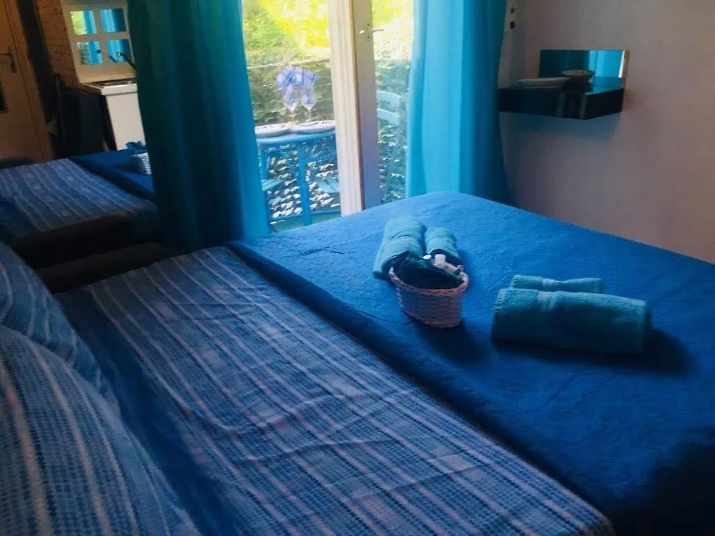 Welcome Traveller Blue Room Garda  Italy