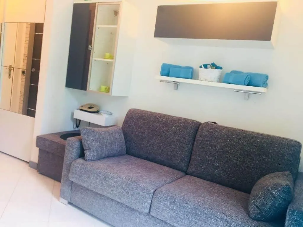 Welcome Traveller Blue Room Garda  Garda (Verona)