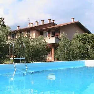 Le Giare Garda Apartment