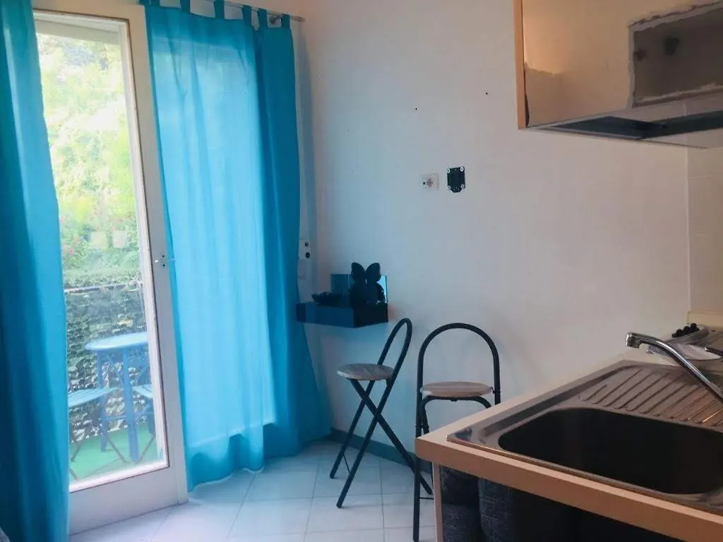 Apartment Welcome Traveller Blue Room Garda